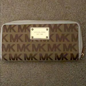Michael Kors wallet
